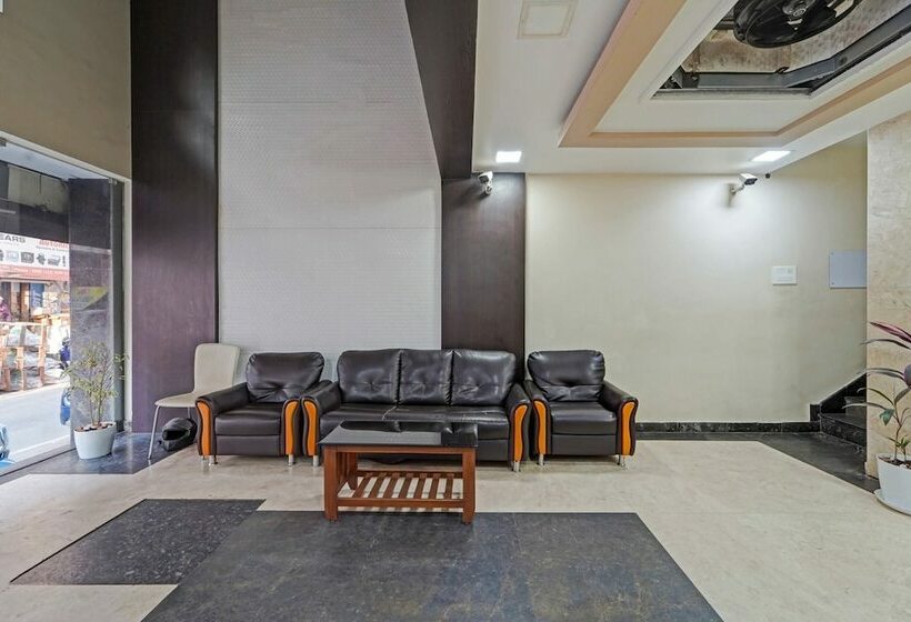 Fabhotel Chennai Palace Nr Mgr Memorial & George Town