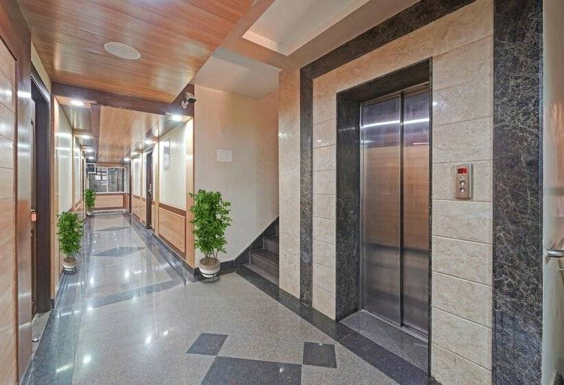 Fabhotel Chennai Palace Nr Mgr Memorial & George Town