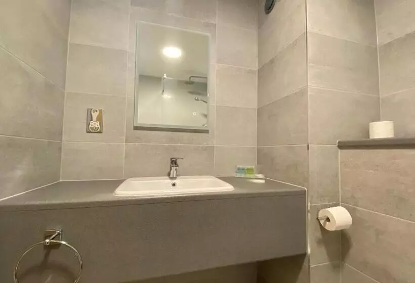 Hotelli National Badminton Centre Lodge & Health Club