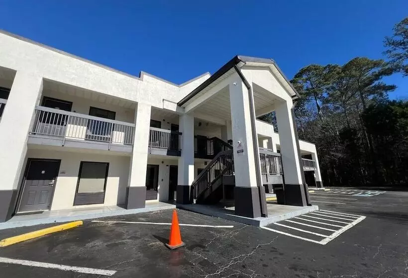 Hotelli Speedway Inn & Suites Griffin Us 19