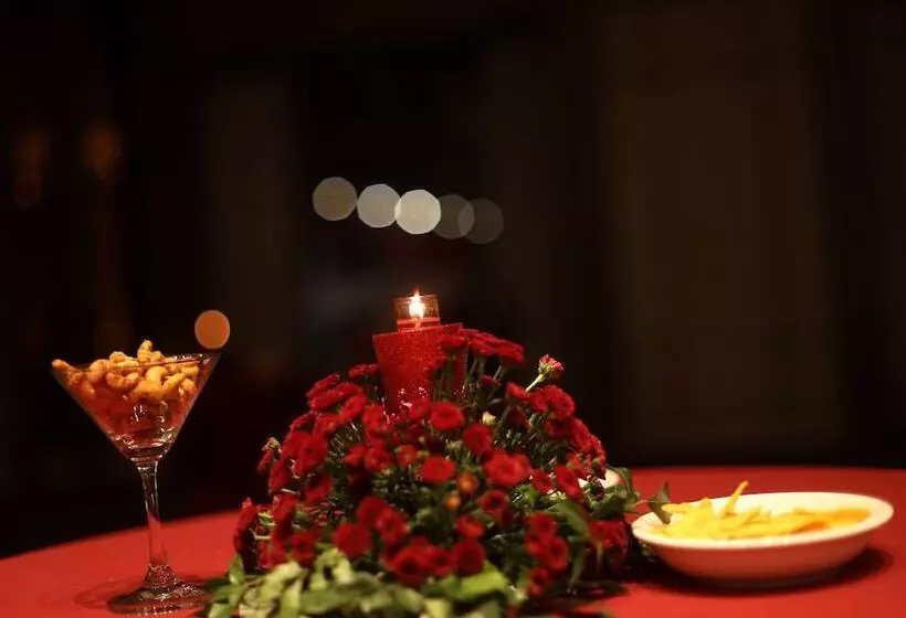 ホテル Courtyard By Marriott Siliguri