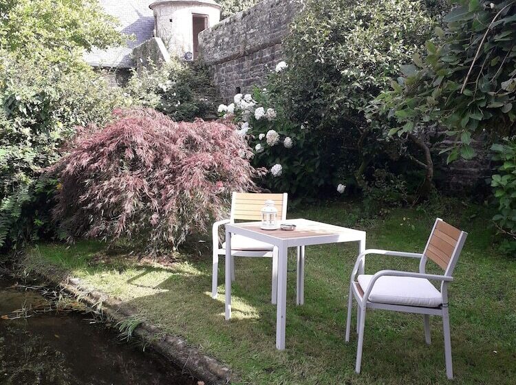 בית מלון כפרי Manoir Du Moustoir   Hôtel Les Empreintes