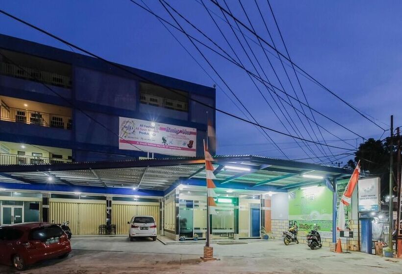 بنسيون Reddoorz Near Taman Samarendah