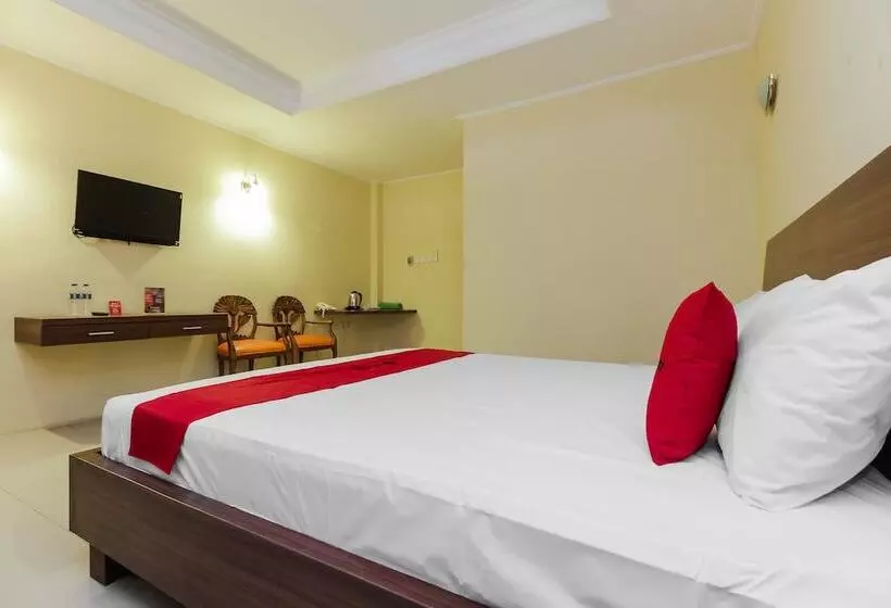 ペンション Reddoorz Near Taman Samarendah