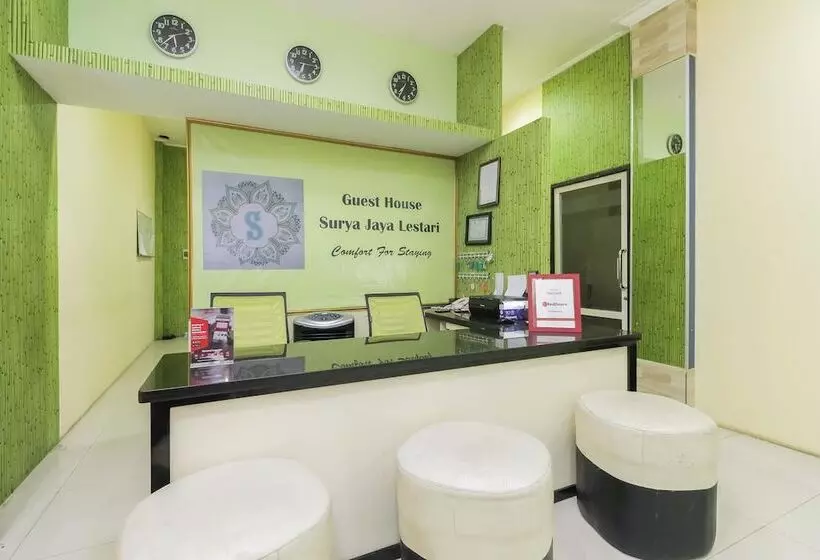 ペンション Reddoorz Near Taman Samarendah