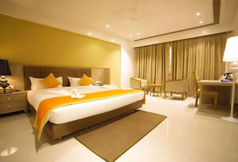Dhamma Grand Hotel Resort
