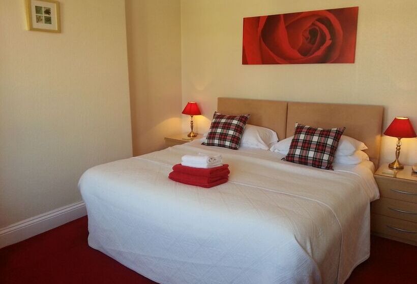 펜션 Montrose Guest House