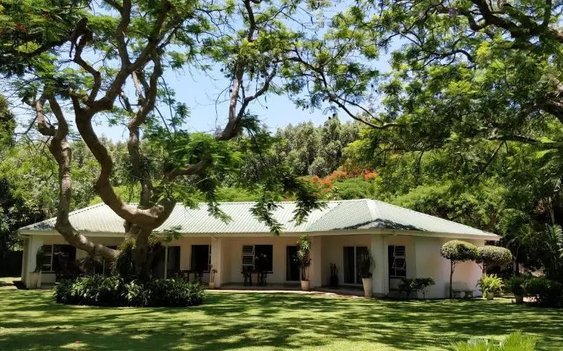 ベッドアンドブレックファースト Mtuba Manor Guest House