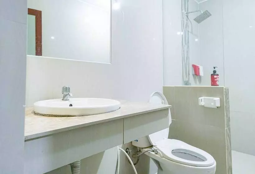 هتل Reddoorz Plus Near Jambi Prima Mall