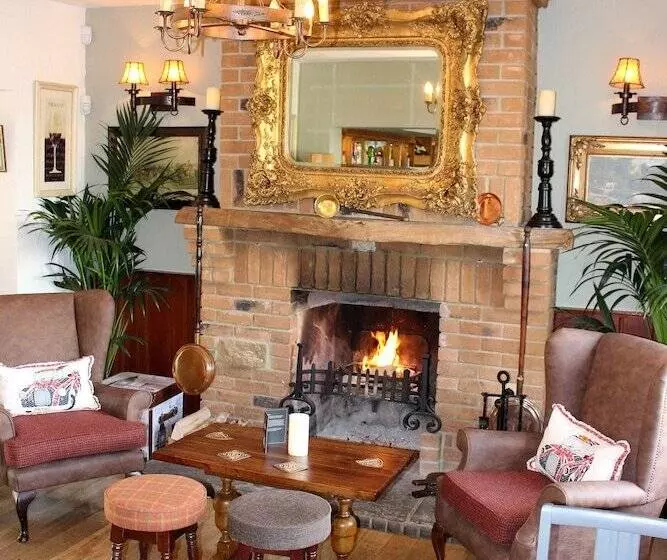 Hotelli The Coach And Horses