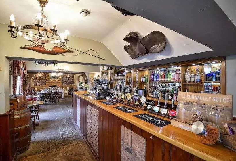 Hotelli The Coach And Horses