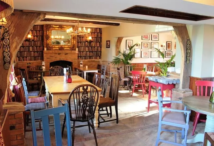 Hotelli The Coach And Horses