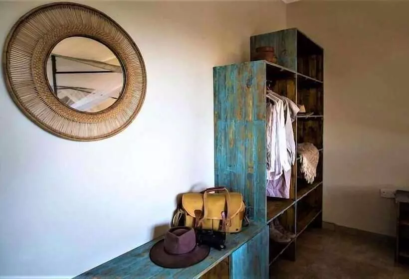 تختخواب و صبحانه The Waterfront, Maun