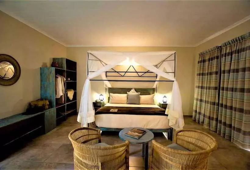 تختخواب و صبحانه The Waterfront, Maun