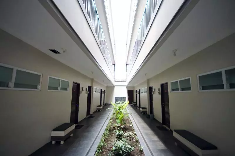 ホテル Oyo 270 Madinah Residence Syariah