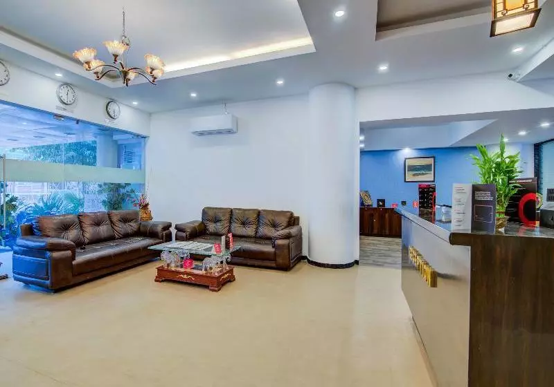 Hotel Edition O 30042 Melody Inn Whitefield