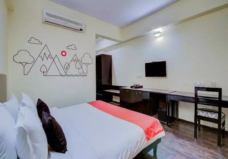 Hotel Edition O 30042 Melody Inn Whitefield