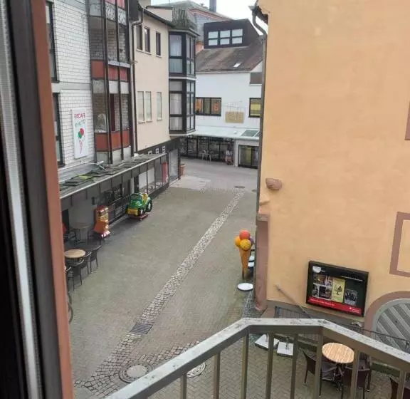 Hotelli Gästehaus Präsenzhof