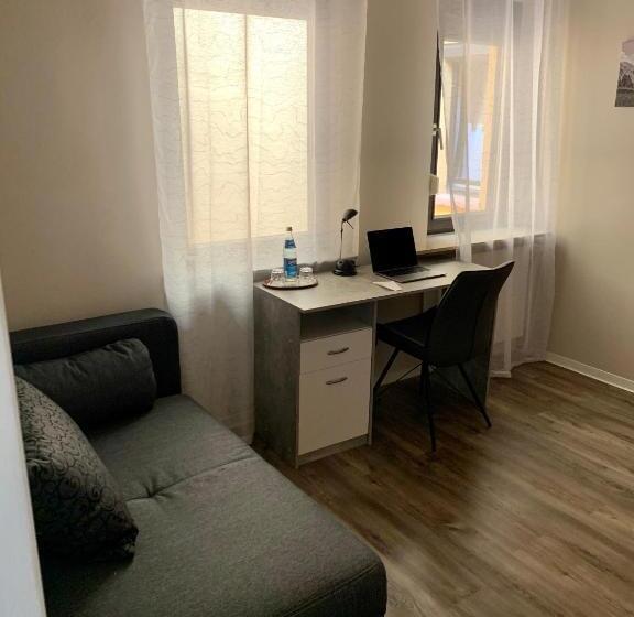 Отель Gästehaus Präsenzhof