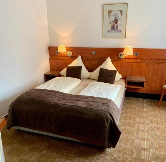 Отель Gästehaus Präsenzhof