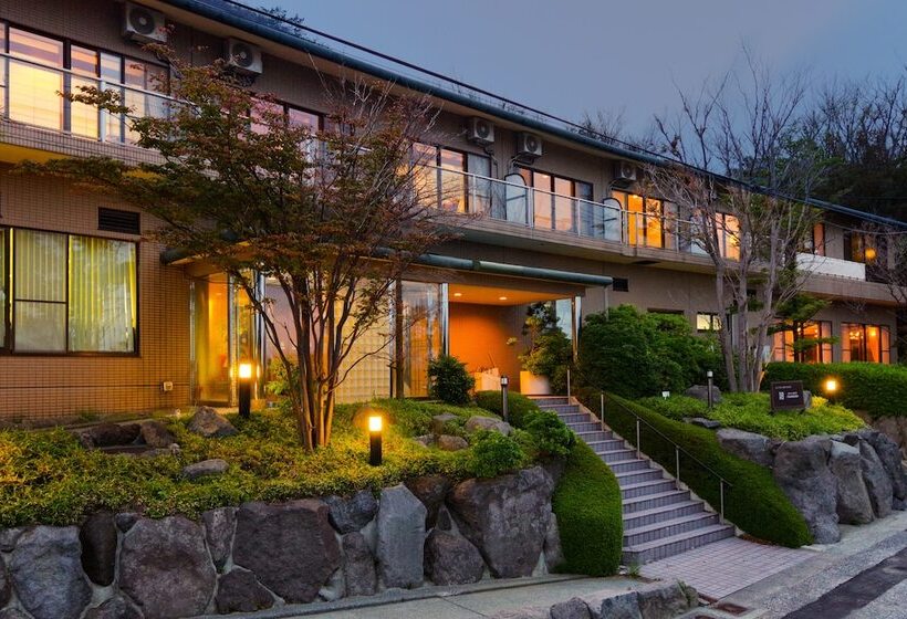 בית מלון כפרי Tsumugi