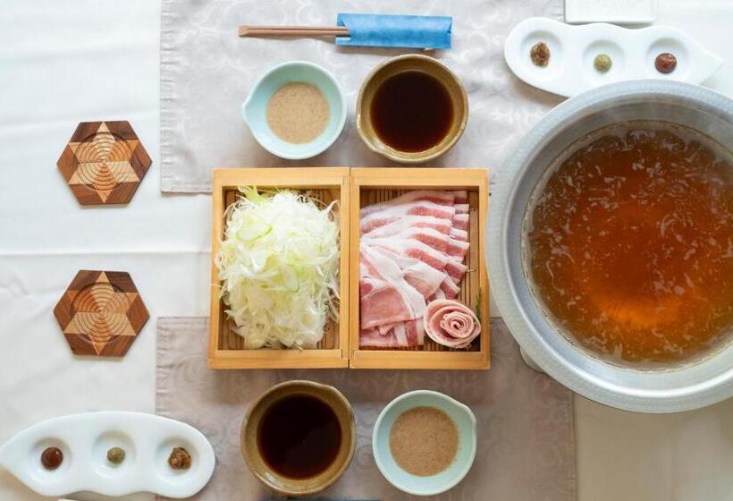 בית מלון כפרי Tsumugi