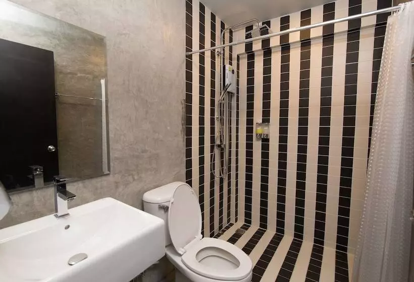 هاستل The Arbern Hotel X Bistro   Sha Extra Plus