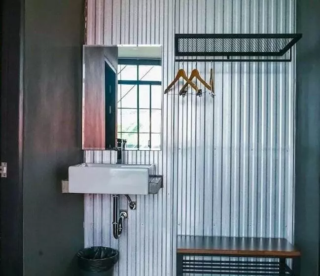 هاستل The Arbern Hotel X Bistro   Sha Extra Plus