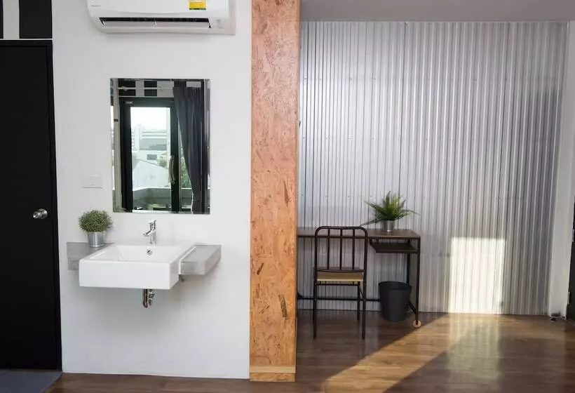 هاستل The Arbern Hotel X Bistro   Sha Extra Plus