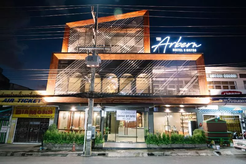 هاستل The Arbern Hotel X Bistro   Sha Extra Plus