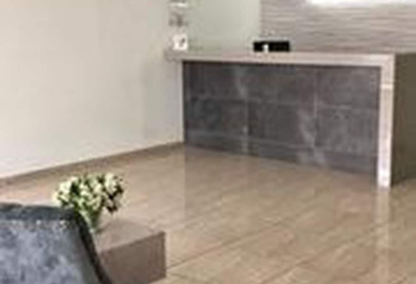 هتل Zamora Ejecutivo Express