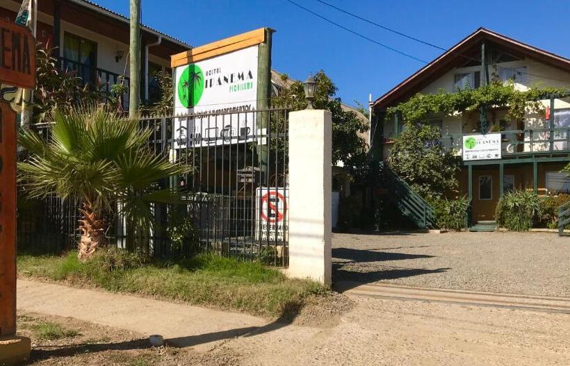 پانسیون Hostal Ipanema