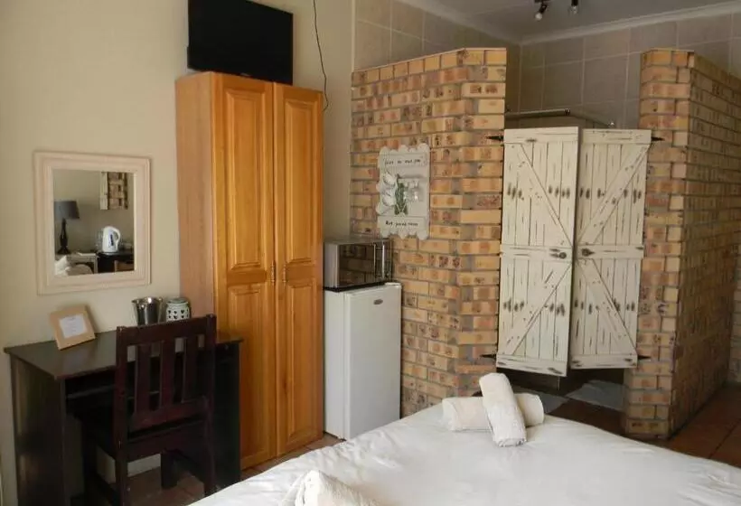 Majatalo Ridderspoor Guesthouse