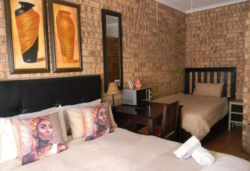 Majatalo Ridderspoor Guesthouse