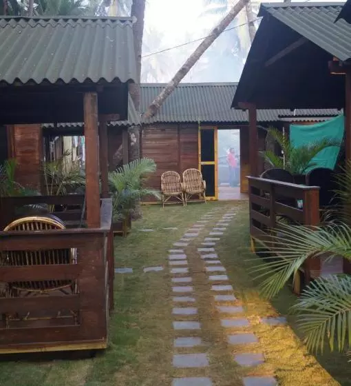 Hotelli Palolem Luxuries Beach Cottages
