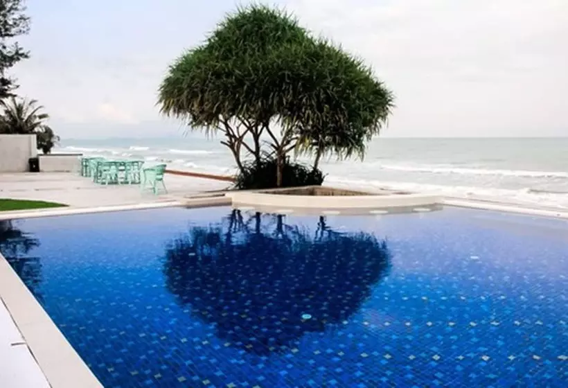 Lomakeskus Wis Beach Khanom