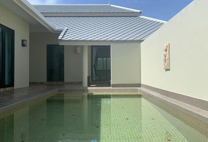 Resort Wis Beach Khanom