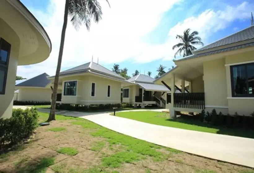 Lomakeskus Wis Beach Khanom