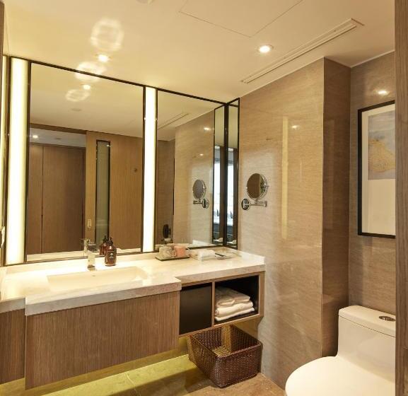 Zenith Hotel Near Train Station & The Mixc