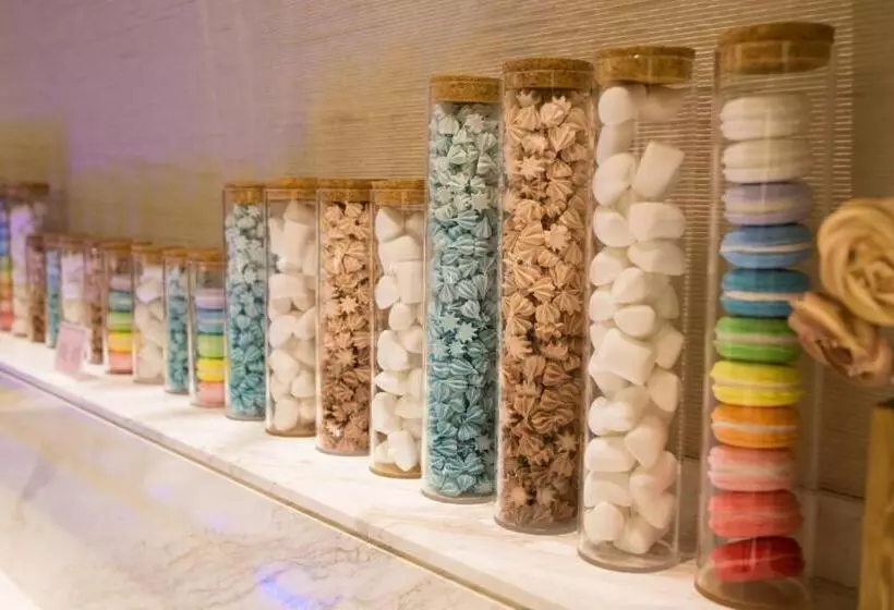 Zenith Hotel Near Train Station & The Mixc