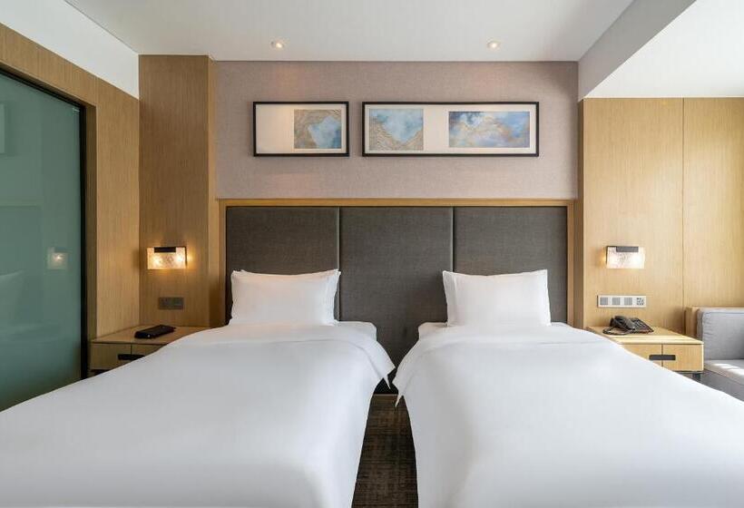 Zenith Hotel Near Train Station & The Mixc