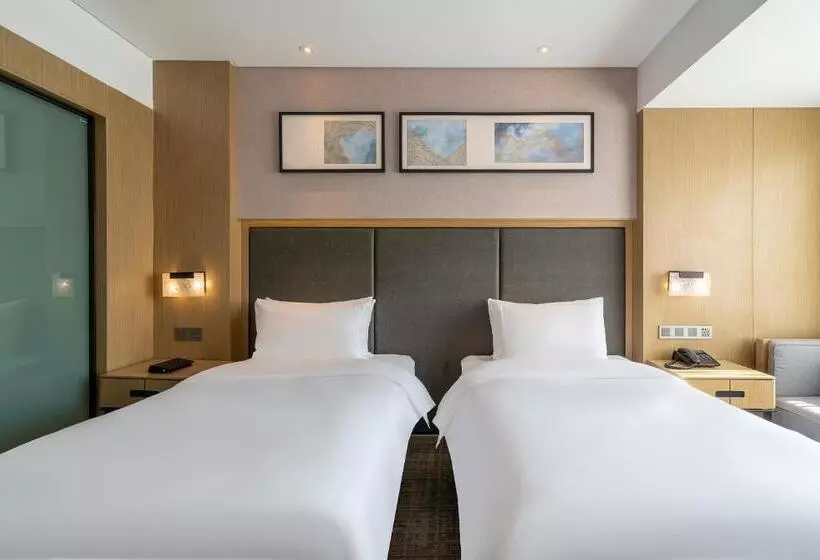 Zenith Hotel Near Train Station & The Mixc