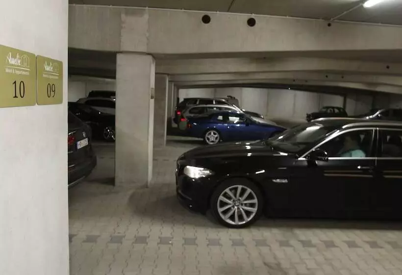 Amelie No 1 Hotel & Appartements