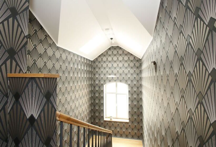 Amelie No 1 Hotel & Appartements