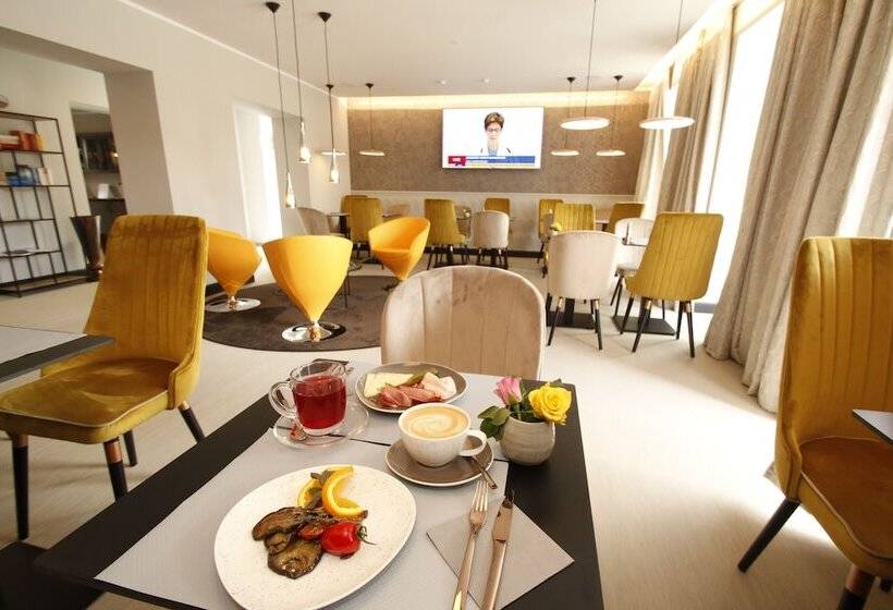 Amelie No 1 Hotel & Appartements