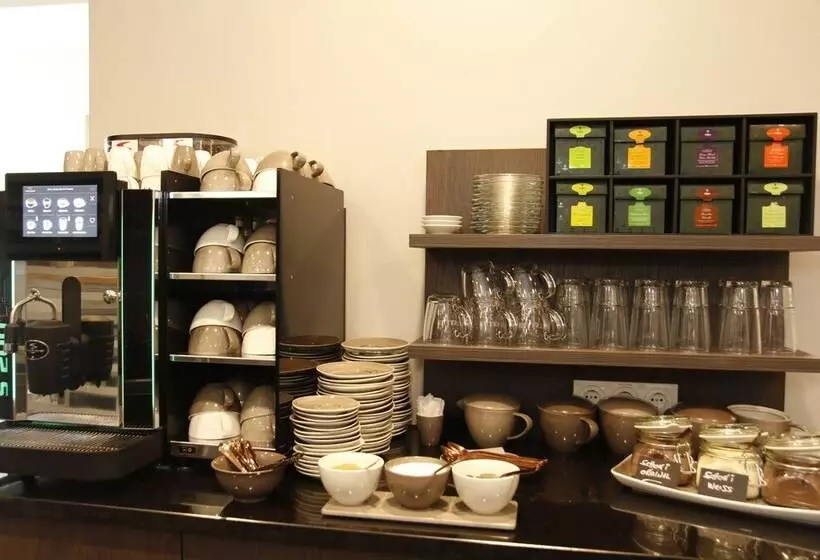 Amelie No 1 Hotel & Appartements