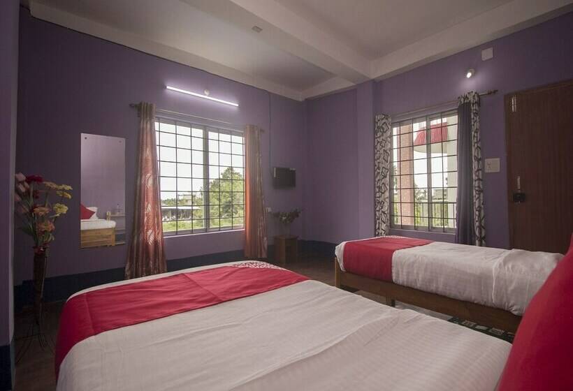 Hotell Oyo 15844 Comfort Zone