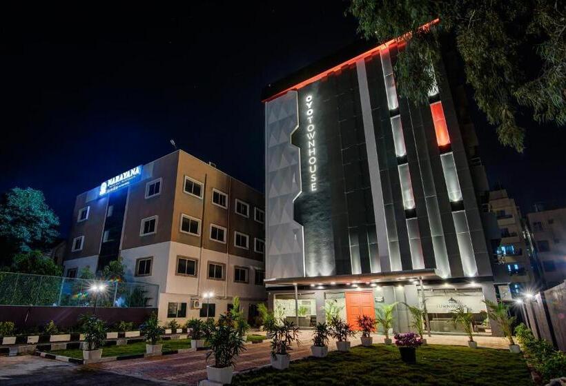 هتل OYO Townhouse 071 Brookfield