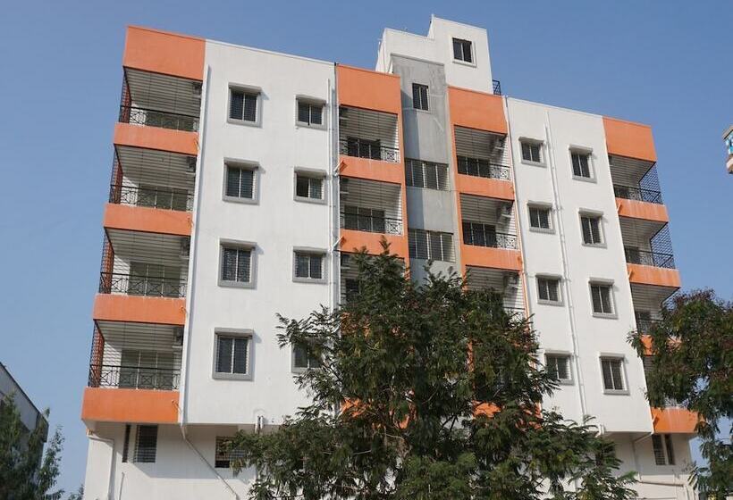 Отель Silverkey Executive Stays 20037 Hinjawadi