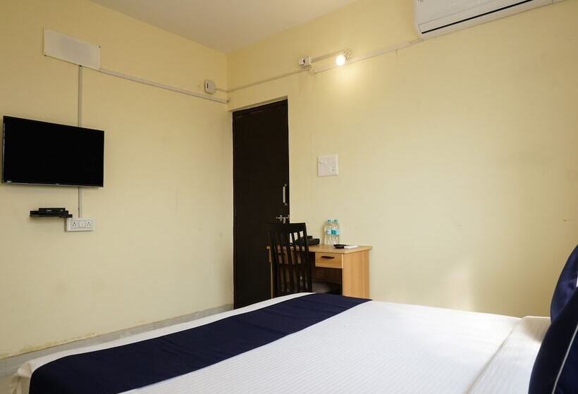 Отель Silverkey Executive Stays 20037 Hinjawadi